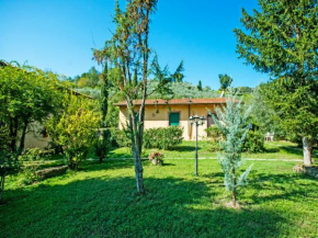 Apartment Il Gelsomino by Interhome